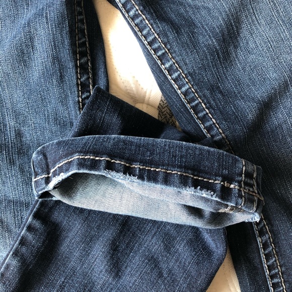 Silver Jeans - Picture 2 of 3